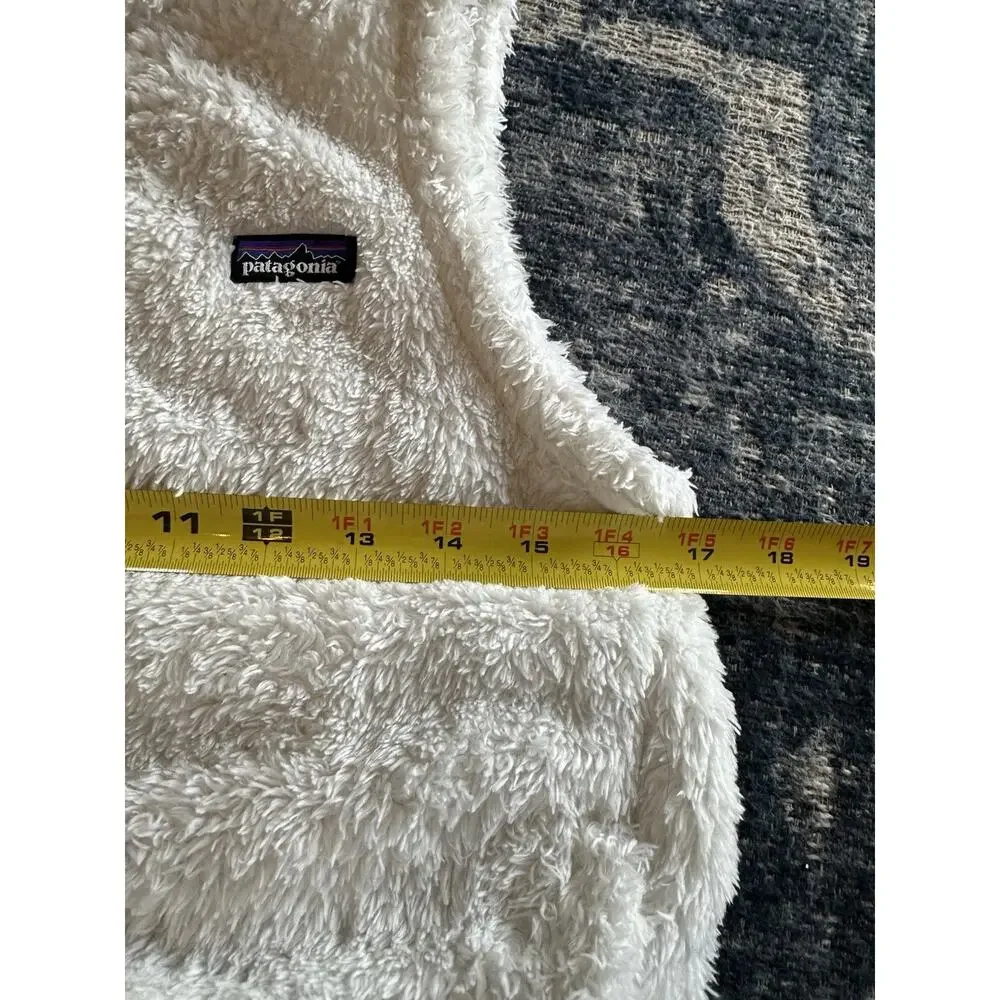 Patagonia Los Gatos Vest Girls Size XL(14) White Full Zip Pockets Outdoor Fuzzy